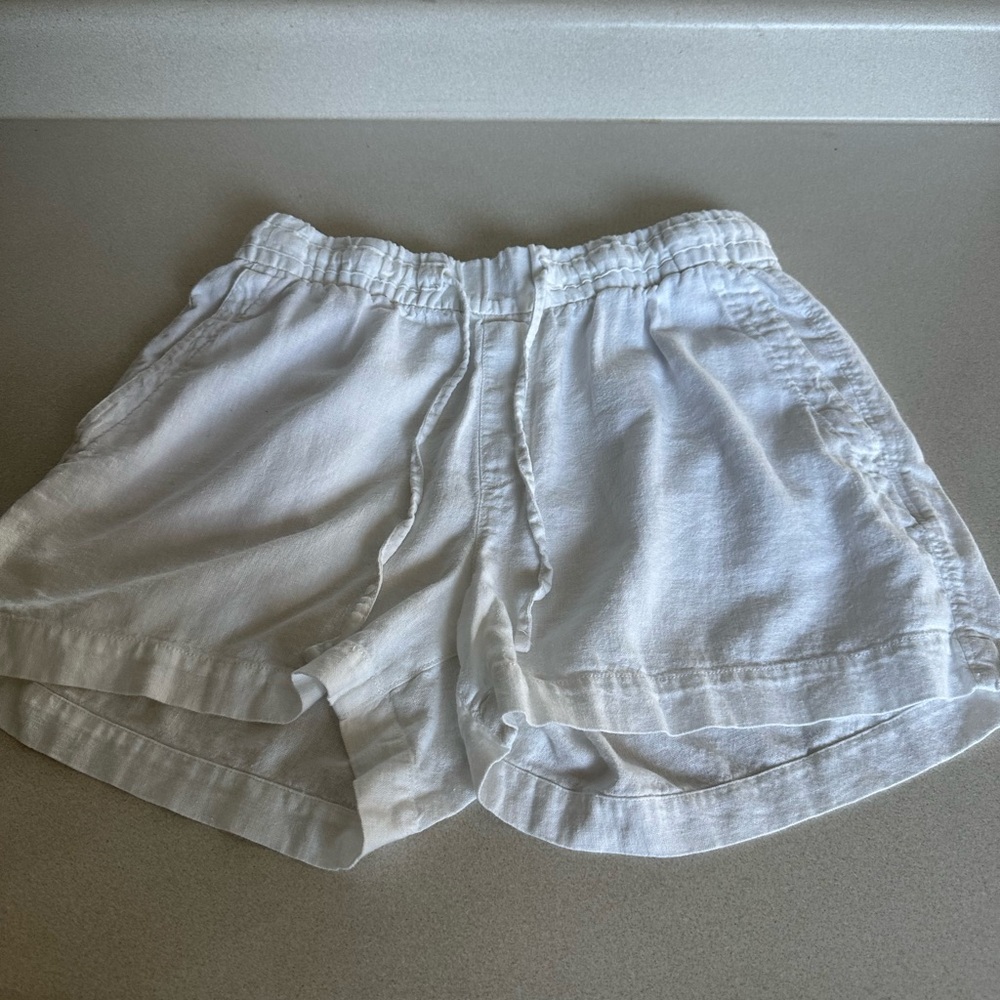 Old Navy White Linen Shorts